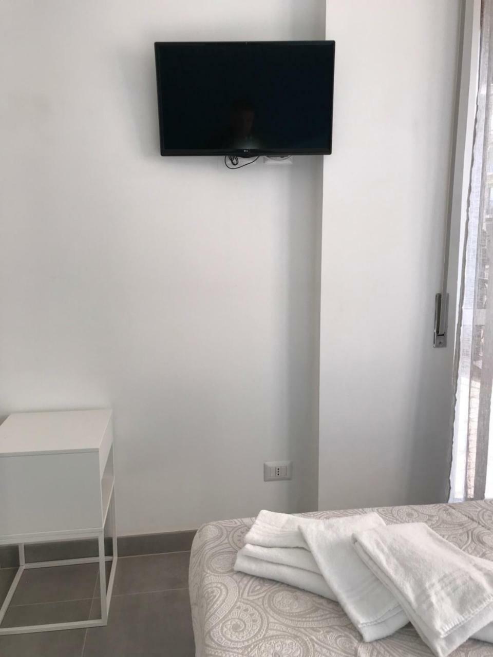 Joy Rooms ميلان الغرفة الصورة