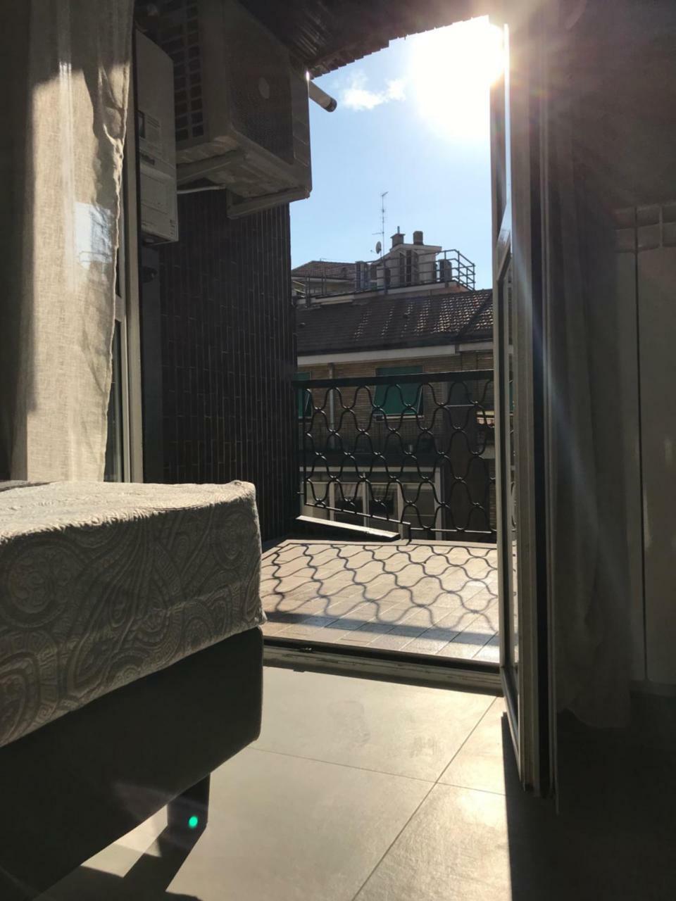 Joy Rooms ميلان المظهر الخارجي الصورة